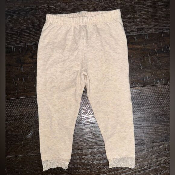 Girls 12m garanimals cream colored leggings with lace ankles - Picture 1 of 3